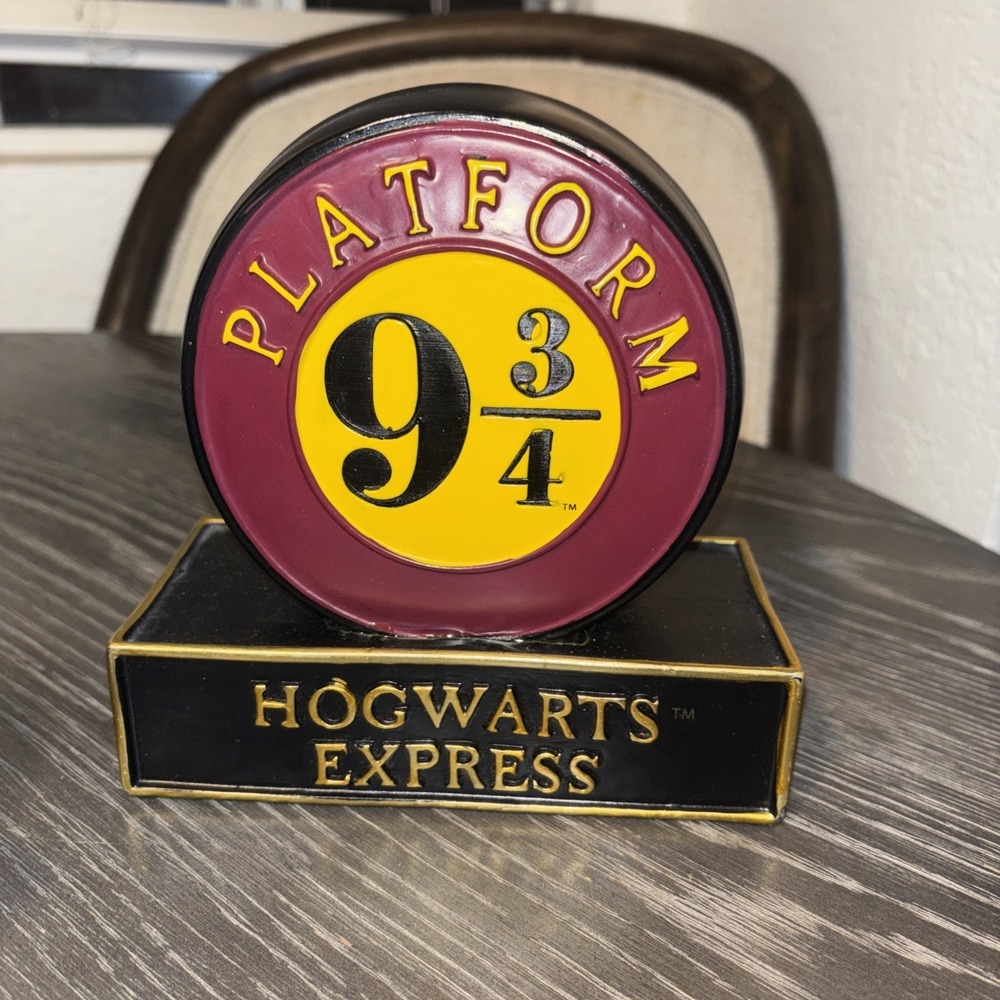 Harry Potter Platform 9¾ Ceramic Coin Bank – Hogwarts Express